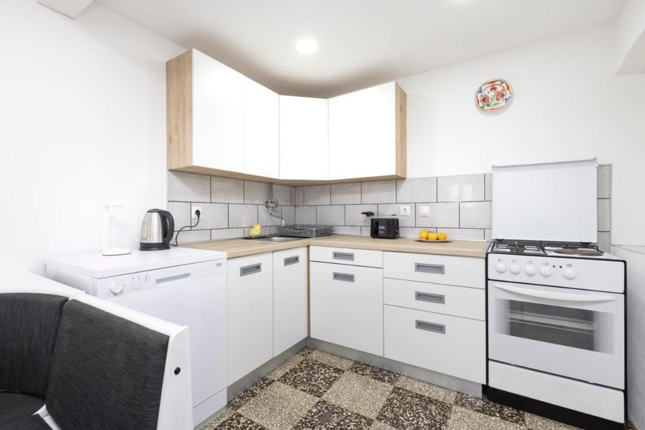 Apartments Ivna 베리로신즈 외부 사진